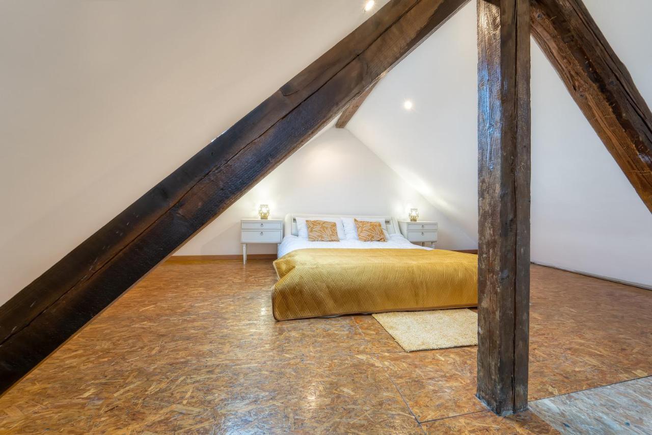 Apartamento Sous Les Etoiles Metz Luxembourg Un-Sejour-A-Part Clouange Exterior foto